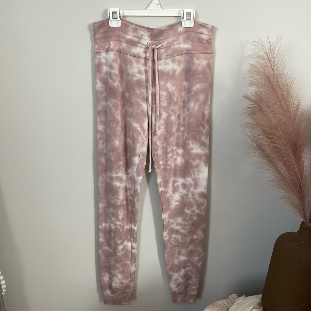 Beyond Yoga Tie Dye Lounge Pants